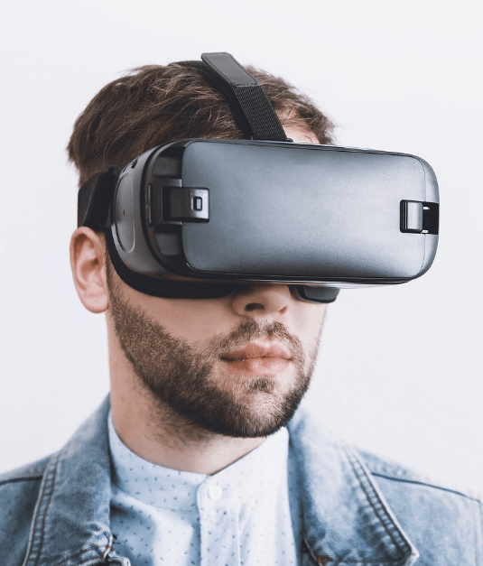 Simulateur de conduite en réalité virtuelle pendant le team building